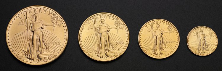 Grössenvergleich American Eagle Goldmünzen 1oz, 1/2oz, 1/4oz, 1/10oz